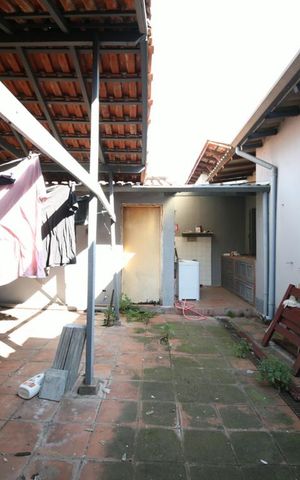 Casa à venda com 253m², 4 quartos e 3 vagasÁrea de Serviço