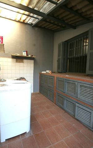 Casa à venda com 253m², 4 quartos e 3 vagasÁrea de Serviço