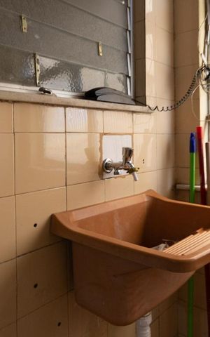 Apartamento à venda com 90m², 2 quartos e 1 vagaCozinha e Área de Serviço