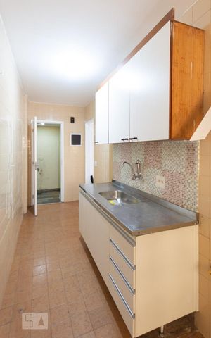 Apartamento à venda com 90m², 2 quartos e 1 vagaCozinha e Área de Serviço