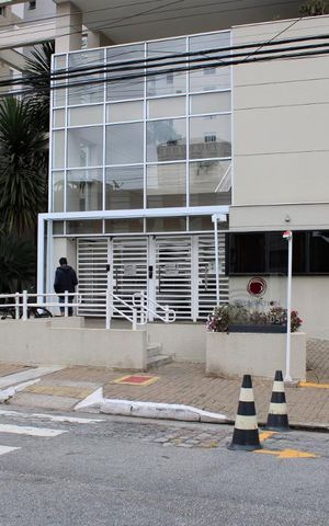 Apartamento à venda com 96m², 3 quartos e 2 vagasFachada e portaria