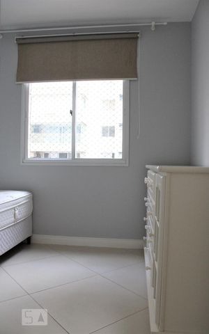 Apartamento à venda com 96m², 3 quartos e 2 vagasQuarto 2 