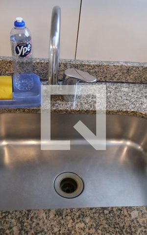Apartamento para alugar com 65m², 2 quartos e 1 vagaDetalhe da cozinha