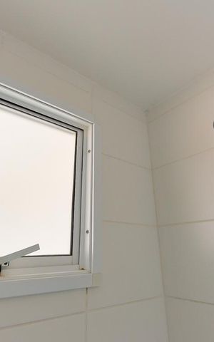 Apartamento à venda com 51m², 3 quartos e 1 vaga Apartamento à venda com 51m², 3 quartos e 1 vagaBanheiro da Suíte