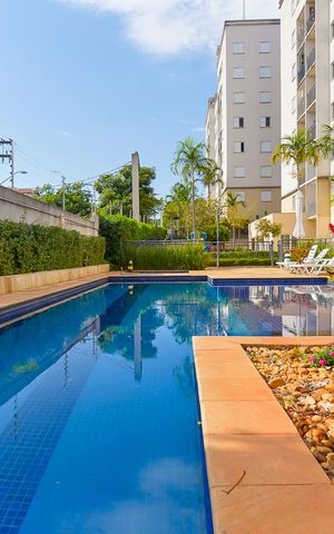 Apartamento à venda com 51m², 3 quartos e 1 vaga Apartamento à venda com 51m², 3 quartos e 1 vagaPiscina
