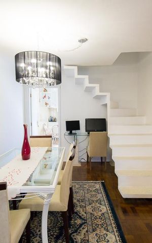 Casa à venda com 165m², 3 quartos e 2 vagasSala