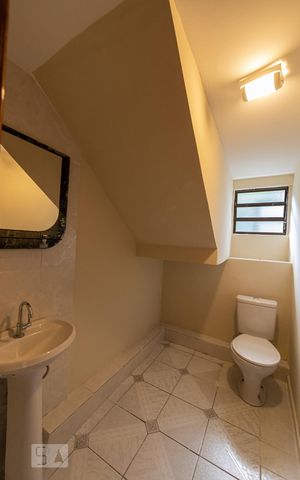 Casa de condomínio à venda com 90m², 1 quarto e 1 vaga Casa de condomínio à venda com 90m², 1 quarto e 1 vagaLavabo