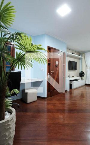 Casa para alugar com 143m², 3 quartos e 2 vagasSala