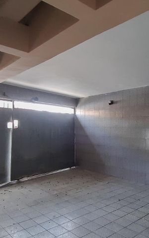 Casa à venda com 130m², 2 quartos e 2 vagas Casa à venda com 130m², 2 quartos e 2 vagasGaragem