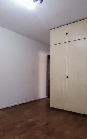 Casa à venda com 130m², 2 quartos e 2 vagas Casa à venda com 130m², 2 quartos e 2 vagasSuíte