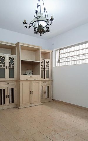 Casa à venda com 130m², 2 quartos e 2 vagas Casa à venda com 130m², 2 quartos e 2 vagasCopa