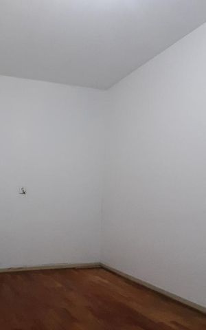 Casa à venda com 130m², 2 quartos e 2 vagas Casa à venda com 130m², 2 quartos e 2 vagasQuarto 1