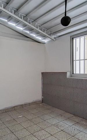 Casa à venda com 130m², 2 quartos e 2 vagas Casa à venda com 130m², 2 quartos e 2 vagasQuarto 2