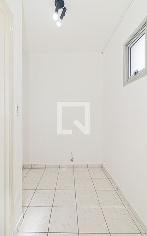 Apartamento à venda com 60m², 2 quartos e 1 vaga Apartamento à venda com 60m², 2 quartos e 1 vagaQuarto de Serviço