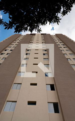 Apartamento à venda com 60m², 2 quartos e 1 vaga Apartamento à venda com 60m², 2 quartos e 1 vagaFachada