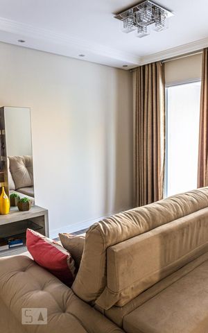 Apartamento à venda com 117m², 3 quartos e 2 vagas Apartamento à venda com 117m², 3 quartos e 2 vagasSala