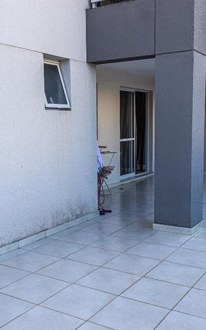 Apartamento à venda com 117m², 3 quartos e 2 vagas Apartamento à venda com 117m², 3 quartos e 2 vagasSacada