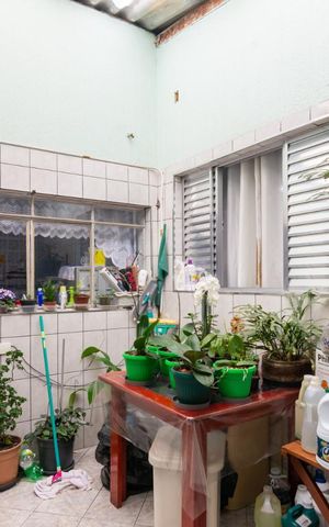 Casa para alugar com 380m², 2 quartos e 2 vagasQuintal / Área de Serviço