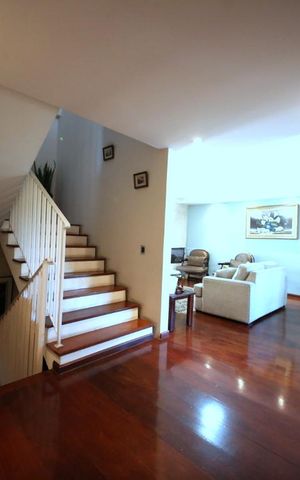 Casa à venda com 350m², 3 quartos e 4 vagasAcesso