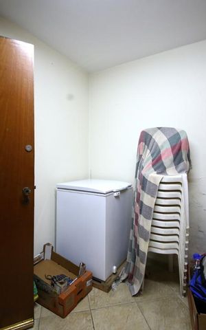 Casa à venda com 350m², 3 quartos e 4 vagasDepósito