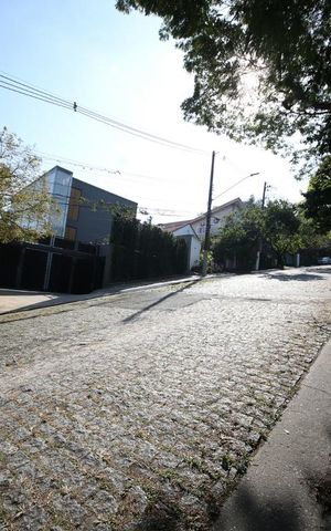 Casa à venda com 350m², 3 quartos e 4 vagasFachada