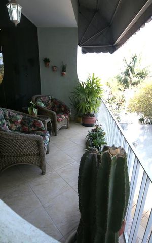 Casa à venda com 350m², 3 quartos e 4 vagasTerrraçol