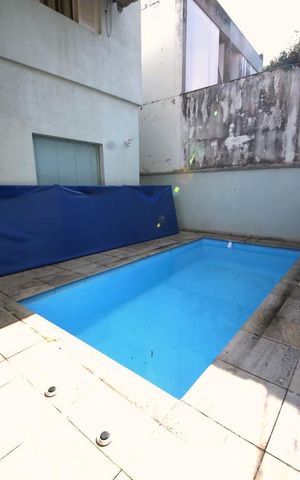 Casa à venda com 350m², 3 quartos e 4 vagasPiscina