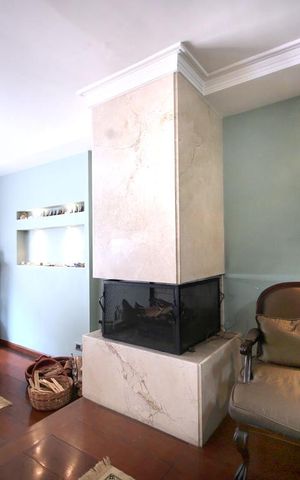 Casa à venda com 350m², 3 quartos e 4 vagasSala