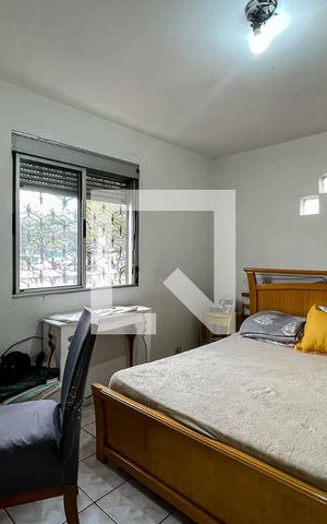 Casa à venda com 124m², 4 quartos e 2 vagas Casa à venda com 124m², 4 quartos e 2 vagasSuíte