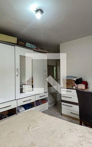 Casa à venda com 124m², 4 quartos e 2 vagas Casa à venda com 124m², 4 quartos e 2 vagasSuíte