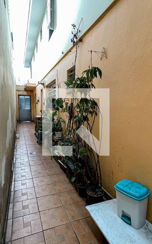 Casa à venda com 124m², 4 quartos e 2 vagas Casa à venda com 124m², 4 quartos e 2 vagasCorredor