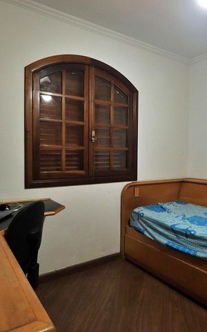 Casa à venda com 300m², 4 quartos e 4 vagasSuíte 3