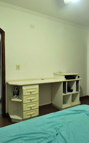 Casa à venda com 300m², 4 quartos e 4 vagasQuarto 2