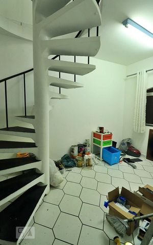Casa à venda com 300m², 4 quartos e 4 vagasQuarto de Serviço