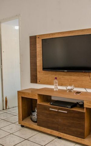 Casa à venda com 375m², 11 quartos e 5 vagas Casa à venda com 375m², 11 quartos e 5 vagasSala - Casa 1