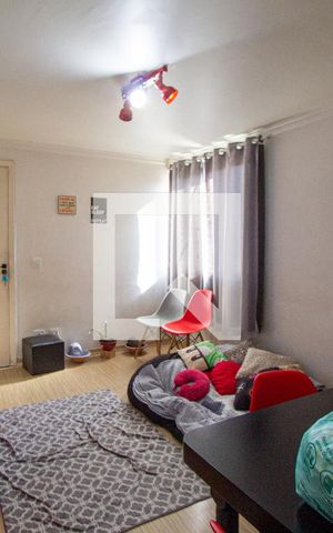 Apartamento à venda com 49m², 2 quartos e 1 vaga Apartamento à venda com 49m², 2 quartos e 1 vagaSala