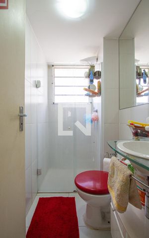 Apartamento à venda com 49m², 2 quartos e 1 vaga Apartamento à venda com 49m², 2 quartos e 1 vagaBanheiro