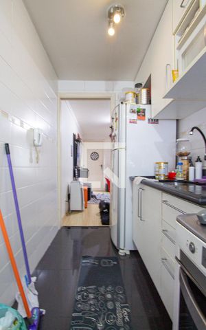 Apartamento à venda com 49m², 2 quartos e 1 vaga Apartamento à venda com 49m², 2 quartos e 1 vagaCozinha