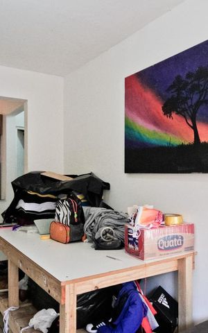Casa à venda com 60m², 3 quartos e 1 vaga Casa à venda com 60m², 3 quartos e 1 vagaSala