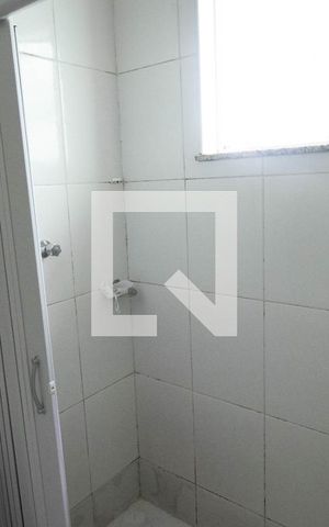 Casa à venda com 85m², 2 quartos e 2 vagas Casa à venda com 85m², 2 quartos e 2 vagasBanheiro