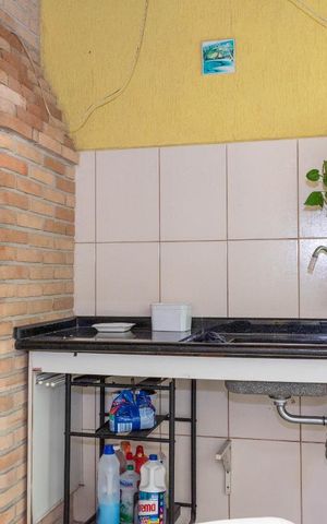 Casa à venda com 140m², 4 quartos e 3 vagas Casa à venda com 140m², 4 quartos e 3 vagasChurrasqueira