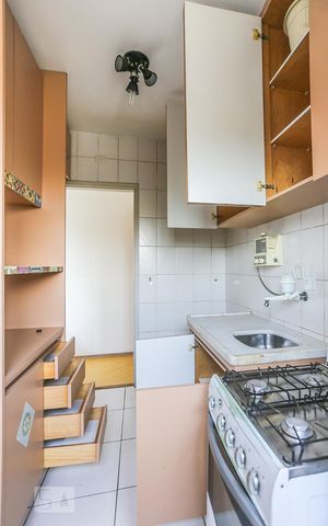 Apartamento à venda com 59m², 2 quartos e 1 vagaCozinha