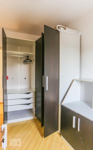Apartamento à venda com 59m², 2 quartos e 1 vagaQuarto 1 Armario