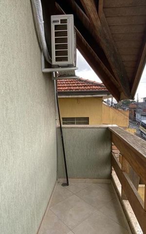 Casa à venda com 146m², 3 quartos e 4 vagasSuíte 1 - Varanda
