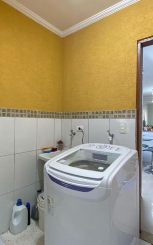 Casa à venda com 146m², 3 quartos e 4 vagasÁrea de Serviço