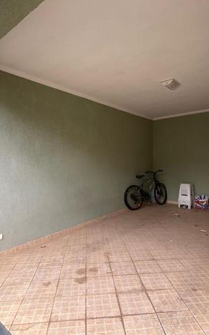 Casa à venda com 146m², 3 quartos e 4 vagasGaragem