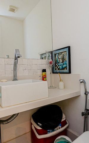 Apartamento à venda com 65m², 2 quartos e 1 vaga Apartamento à venda com 65m², 2 quartos e 1 vagaLavabo