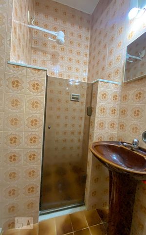 Apartamento à venda com 140m², 2 quartos e 1 vaga Apartamento à venda com 140m², 2 quartos e 1 vagaBanheiro da Suíte