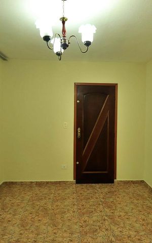 Casa à venda com 164m², 3 quartos e 3 vagasSala