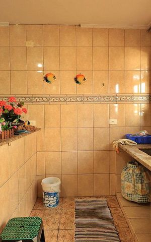 Casa à venda com 164m², 3 quartos e 3 vagasCozinha